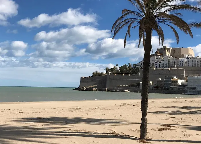 Casa Amarilis